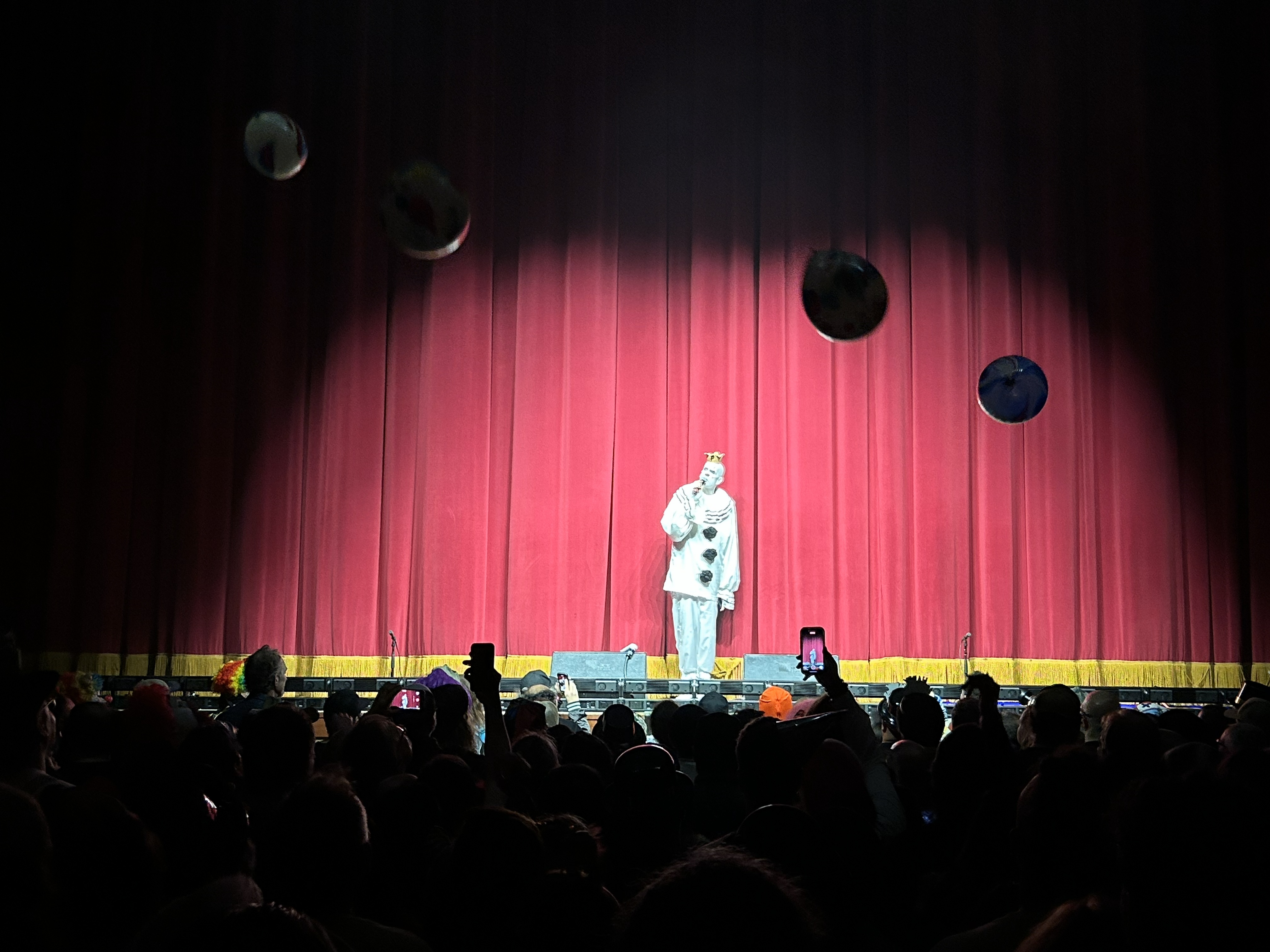 Primus2025-12-31FoxTheaterOaklandCA (13).jpg